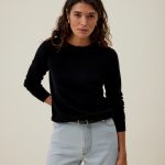 pull col rond noir femme