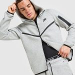 pull tech fleece