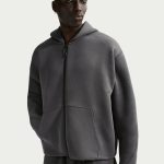 pull tech fleece