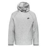 pull tech fleece