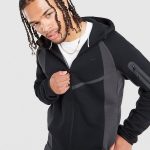 pull tech fleece