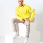 sweat a capuche jaune